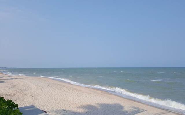 The Relaxing Room Pool Access at Rain Resort Condominium Cha Am- Hua Hin