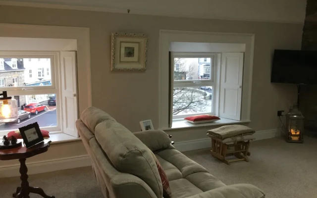 Charming 2-bed Apartment in Donegal Town Centre