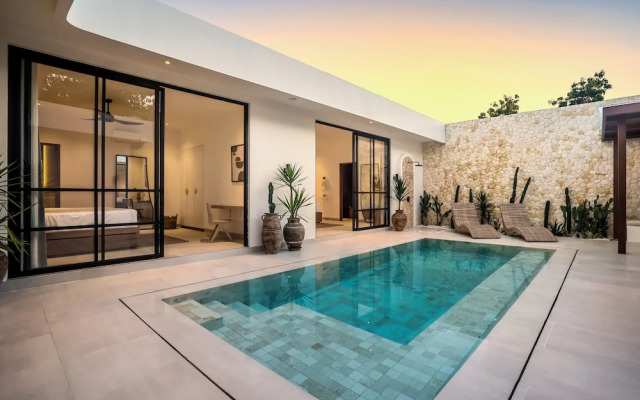 Apricot House by Alfred in Bali