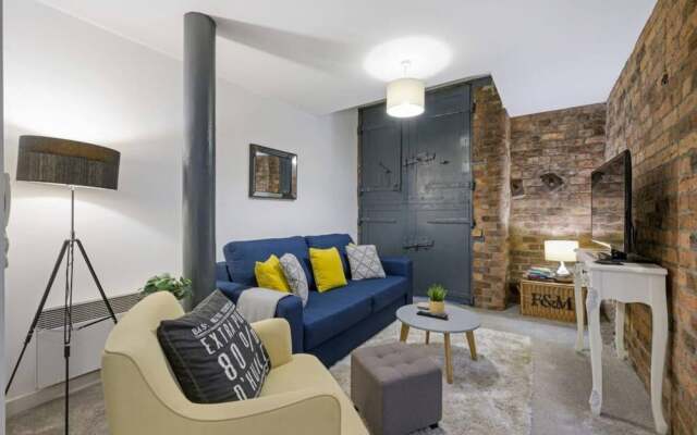 Host Apartments Henry s Hideaway