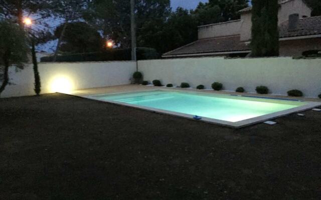 Villa with 4 Bedrooms in Lambesc, with Private Pool, Enclosed Garden And Wifi - 30 Km From the Beach