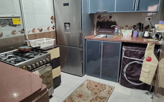 Charming 3-bedroom Apartment in Alexandria With City View