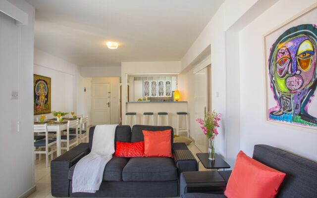 Mackenzie Leo Seafront Suite