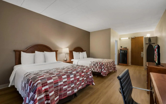 Red Roof Inn & Suites Newark - University