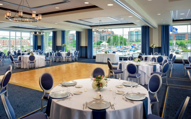 Sheraton Erie Bayfront Hotel