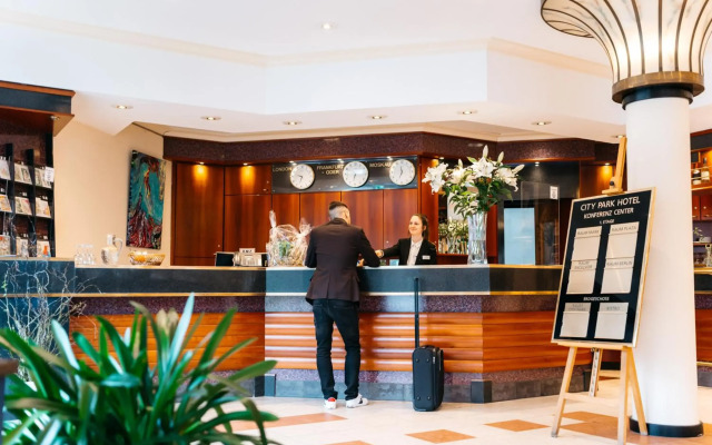 City Park Hotel