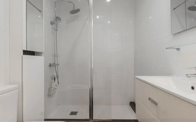 Amazing Pool and Garden Apartment by Costarentals - Ref 253