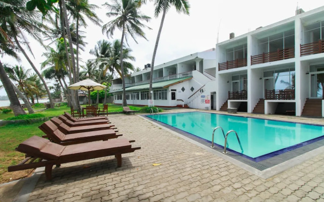 OYO 251 Milton Beach Resort