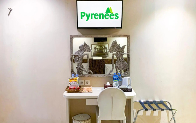 Pyrenees Jogja Hotel