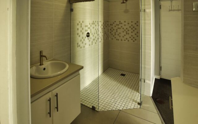 Sunset House Langebaan 8 Sleeper