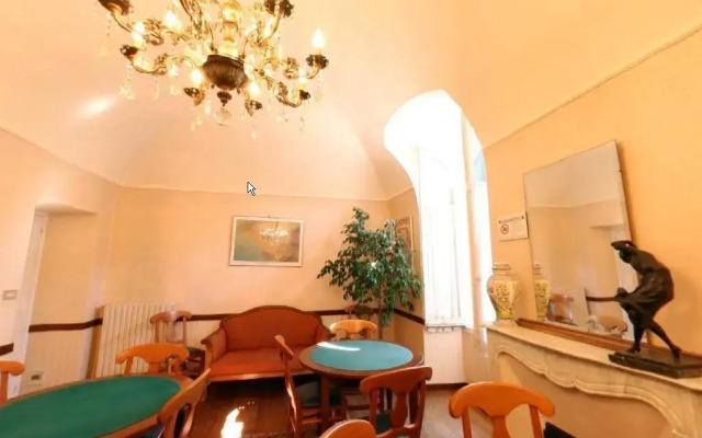 Hotel Eden