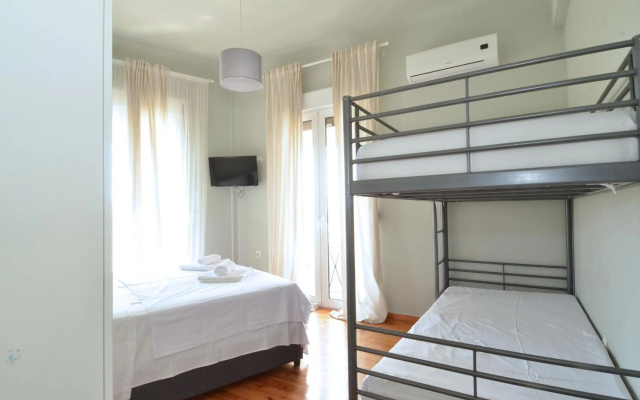 Stathmos Larissis B, a cozy 2BR Apartment, Close to Metro Station. 7