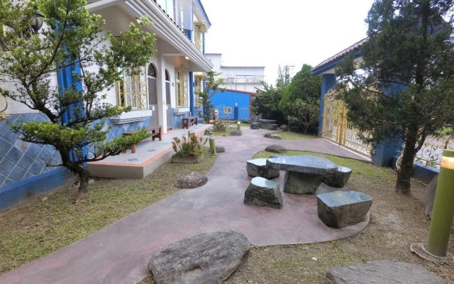 Sun Lu Holiday Homestay
