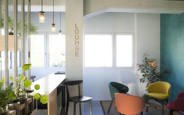 Riva Rooms & Studios