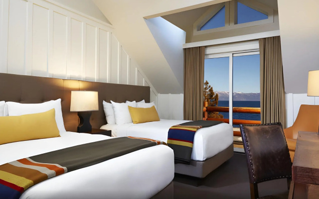 Sunnyside Restaurant & Lodge