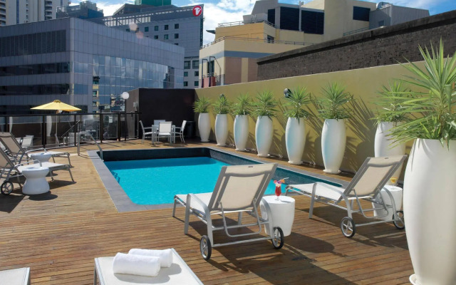 Vibe Hotel Sydney
