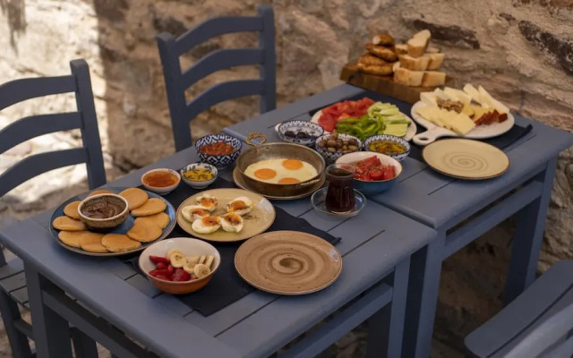 Pita Hotel Cunda