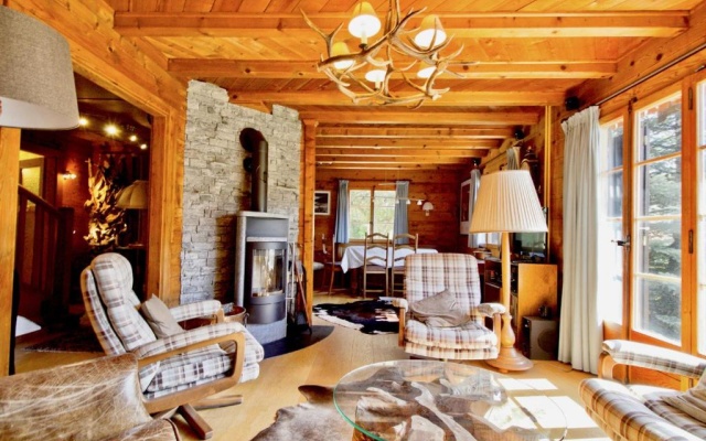 Magnifique Chalet Familial Pour 10 Personnes au Coeur de Nax – Guest Rooms – Nax