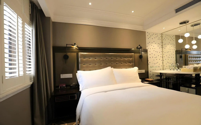 Metropolo Classiq Shanghai Nanjing Road East Hotel
