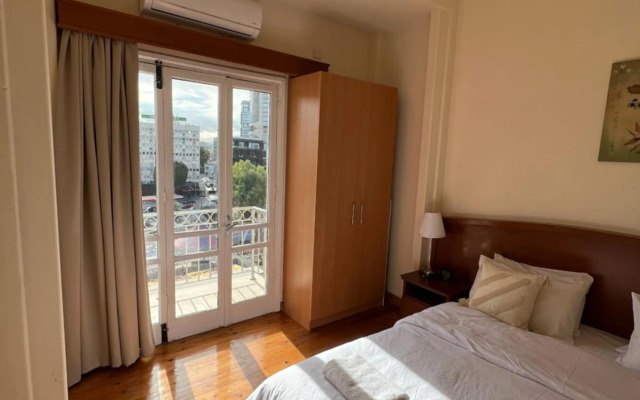 Nicosia City Centre Sky Views Apartment