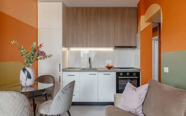 Playful Bright 1BR Near The Faculty of Law