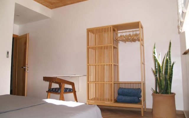 Dar Makai Surf Hotel