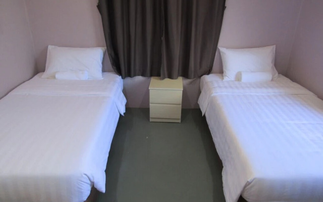 SPOT ON 90127 Semporna Dream Villas