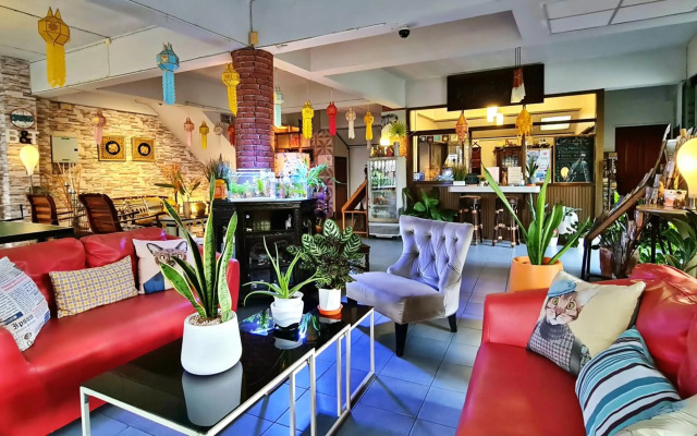 Bed and Terrace Guesthouse Chiang Mai