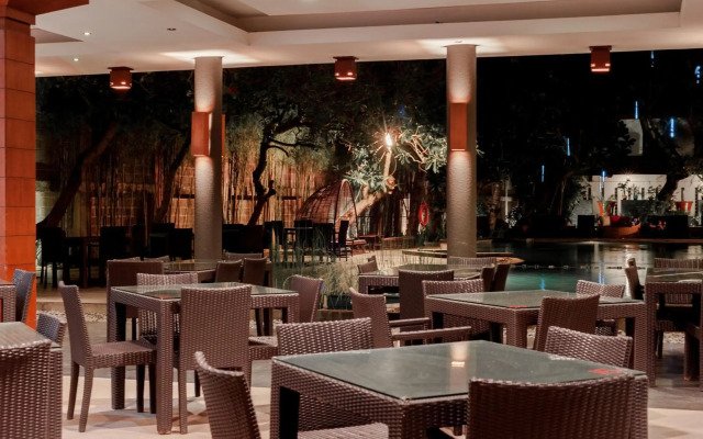 Surya Kencana Seaside Hotel