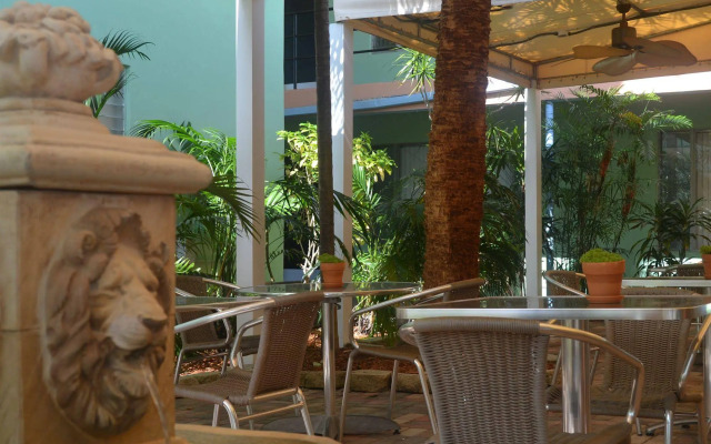 Victoria Park Hotel