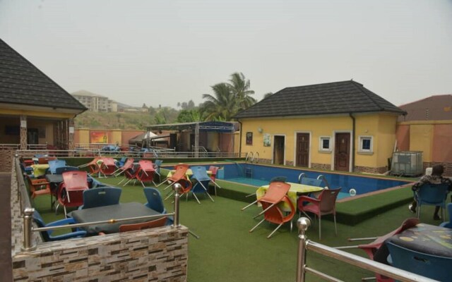 Dorakings Hotel