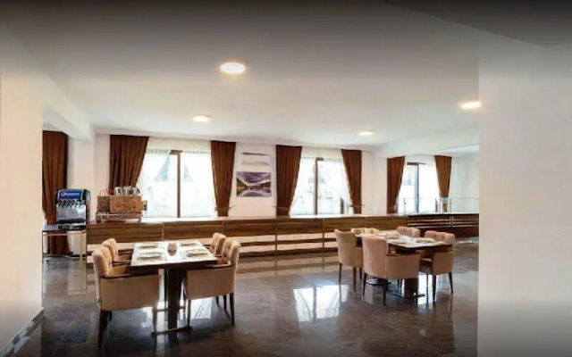 Grand Cinar Hotel