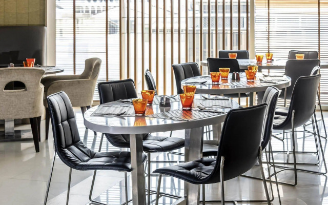 Hilton Garden Inn Bangkok Silom