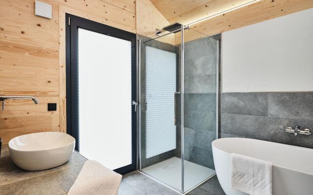 Luxury Chalet With Pool and Sauna Near Ski Lift