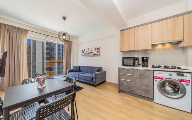Exquisite Flat With Shared Pool in Kepez