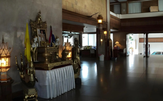 Diamond River Ping Petch-Ngam Hotel