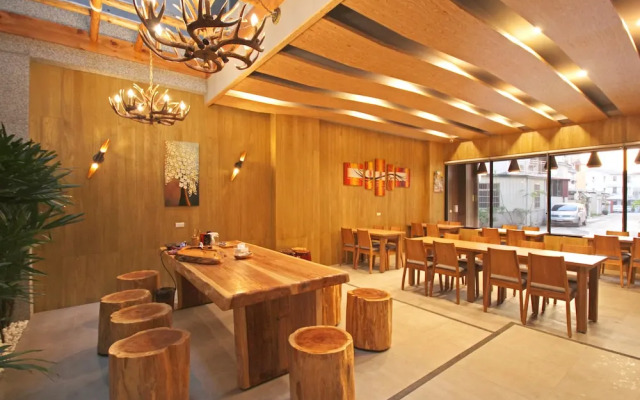 Guan Ping House