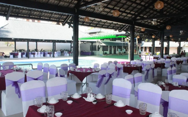 Silver Beach Resort Ke Ga