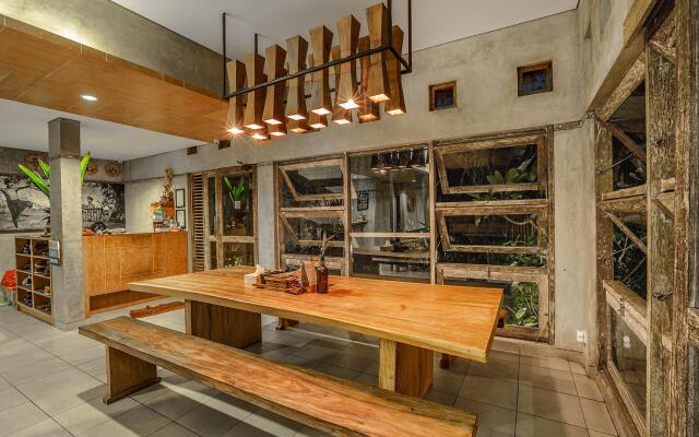 Lokal Bali Hostel