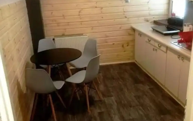 Guest Rooms and Family Apartments