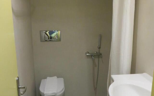 Leonidaion Guest House