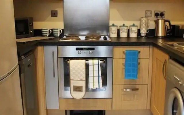 Glover Apartment