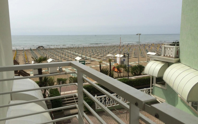 Hotel Ariston