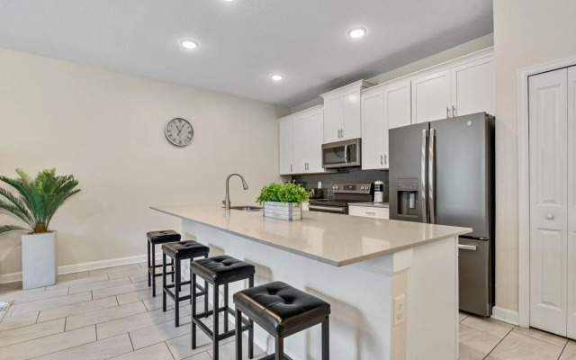 Luxury Thownhouse with private pool