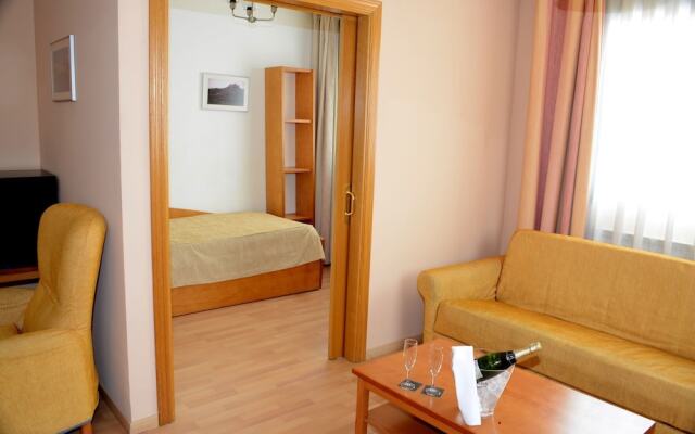Aparthotel Sercotel Suites Huesca