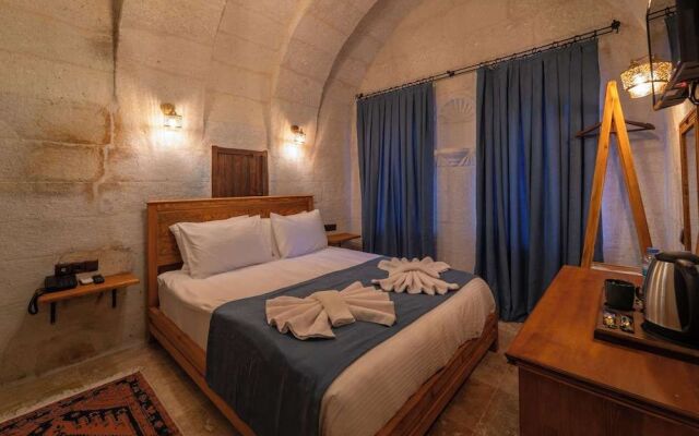Escape Cave Suites
