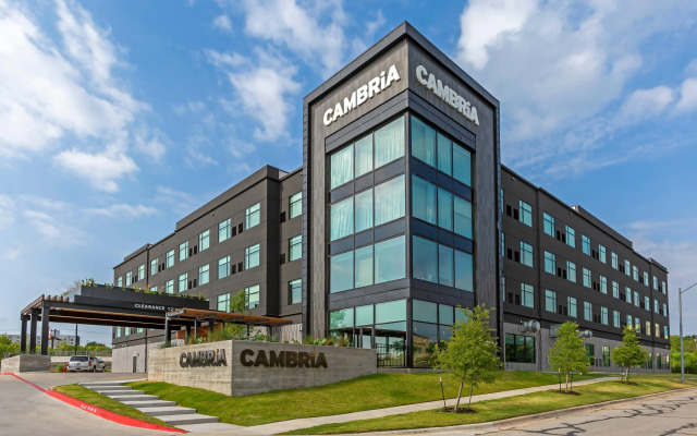 Cambria Hotel Austin Airport