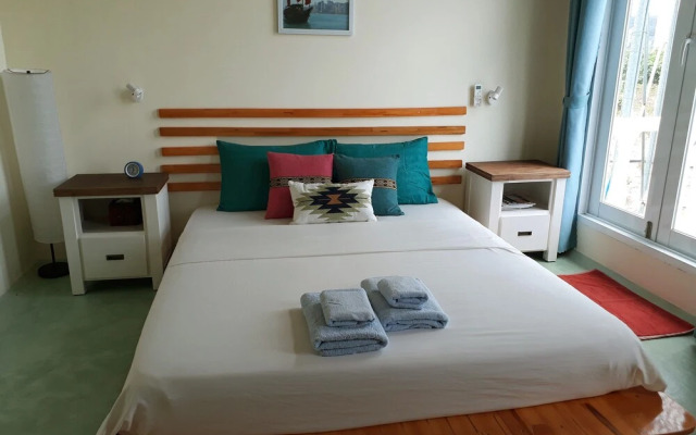 7S Hotel Colours Land home