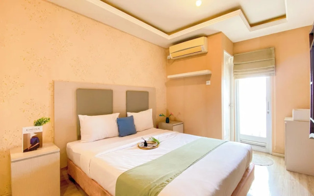 Warm And Homey 2Br At Green Bay Pluit Apartment