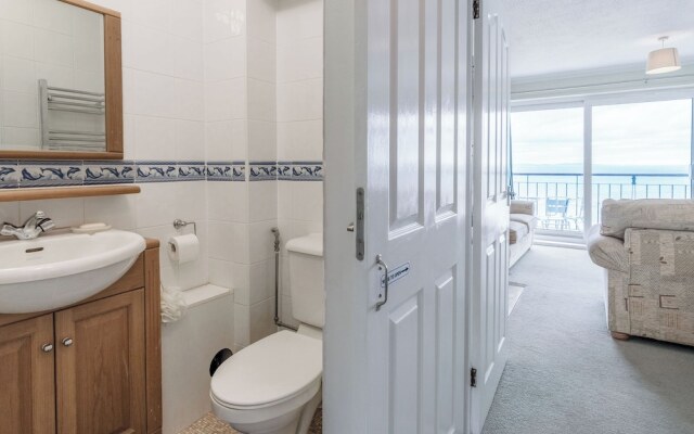 36 Beach Court - 1 Bed Apartment - Saundersfoot